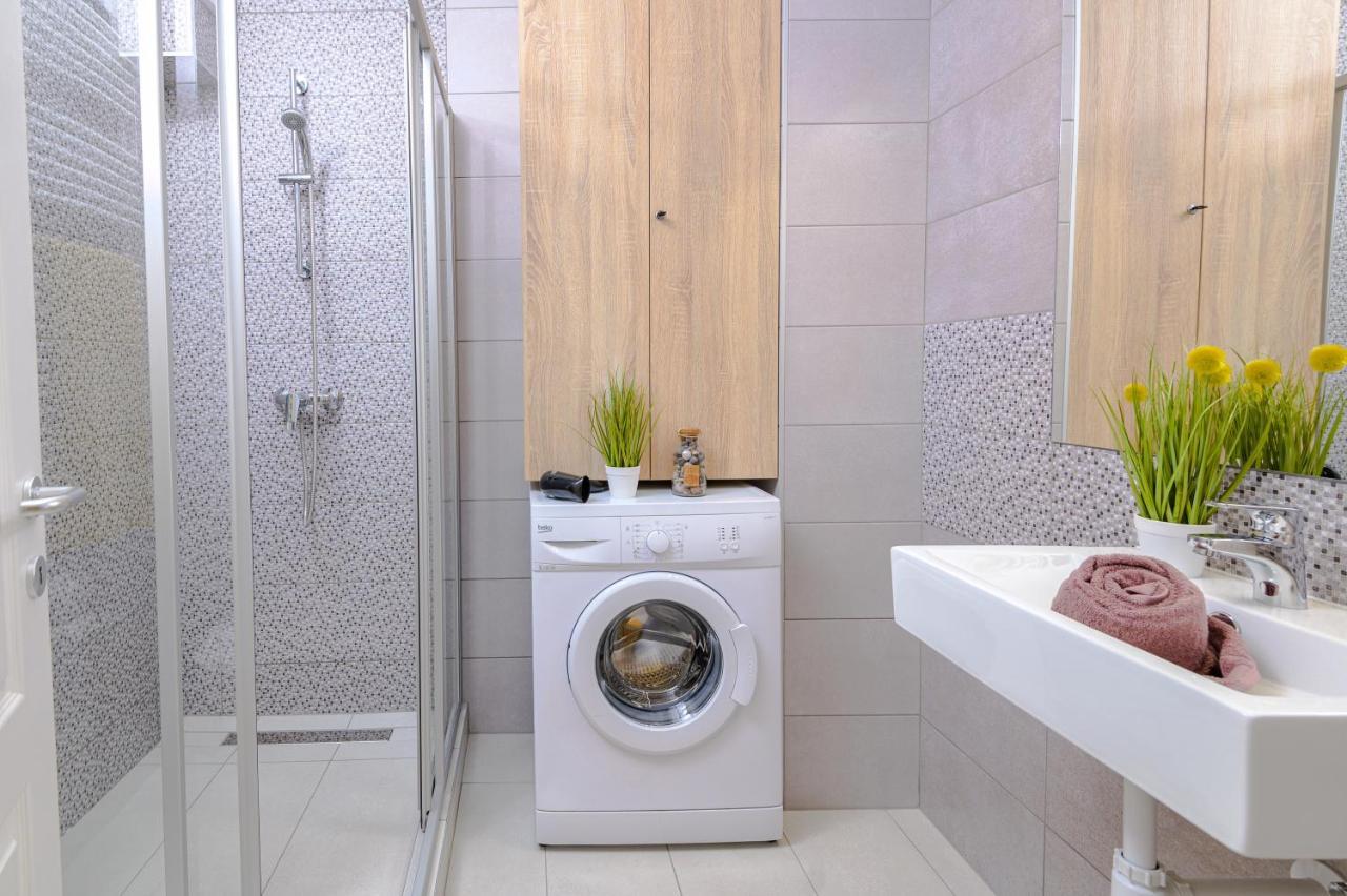 Bella Apartments No1 Hajduszoboszlo Ngoại thất bức ảnh
